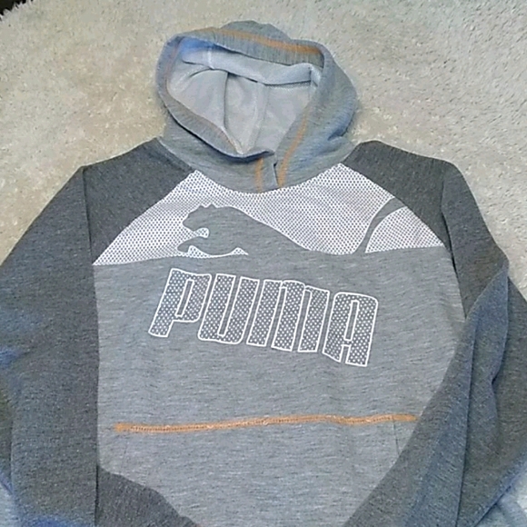 Puma Other - Puma hooded pull over sweatshirt.